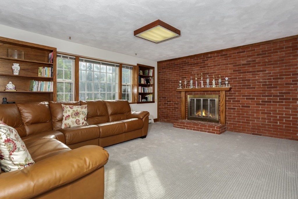 14 Rodgers Road Stoneham, MA 02180 - Photo 17 of 27 Gallery Image 17
