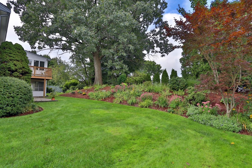 14 Rodgers Road Stoneham, MA 02180 - Photo 25 of 27 Gallery Image 25