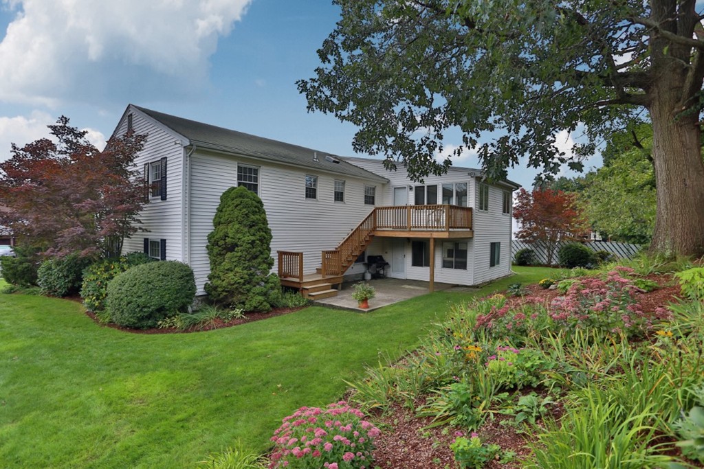 14 Rodgers Road Stoneham, MA 02180 - Photo 26 of 27 Gallery Image 26