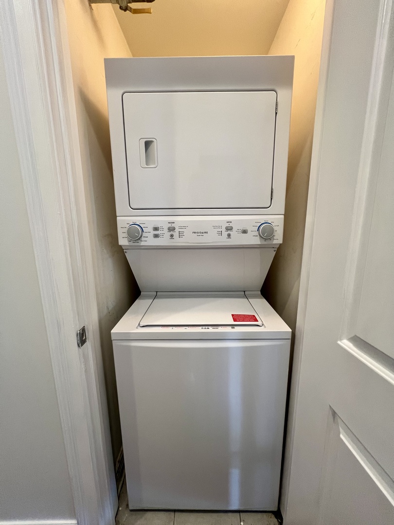 3300 West Irving Park Road, Unit F3 Chicago, IL 60618 - Photo 11 of 20