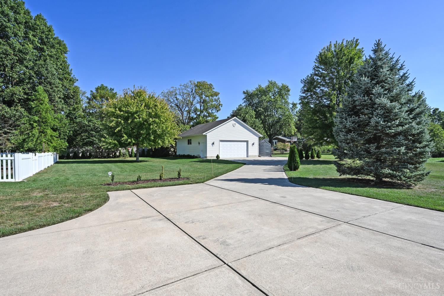 8558 Cox Road West Chester, OH 45069 - Photo 61 of 64 Gallery Image 61