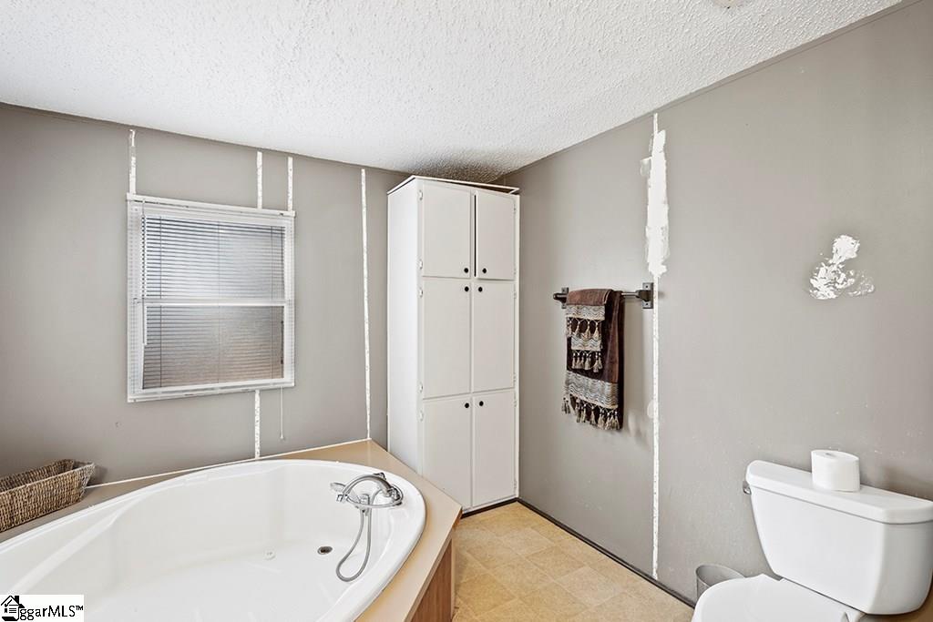 6288 Highway 418 Fountain Inn, SC 29644 - Photo 7 of 20 Gallery Image 7