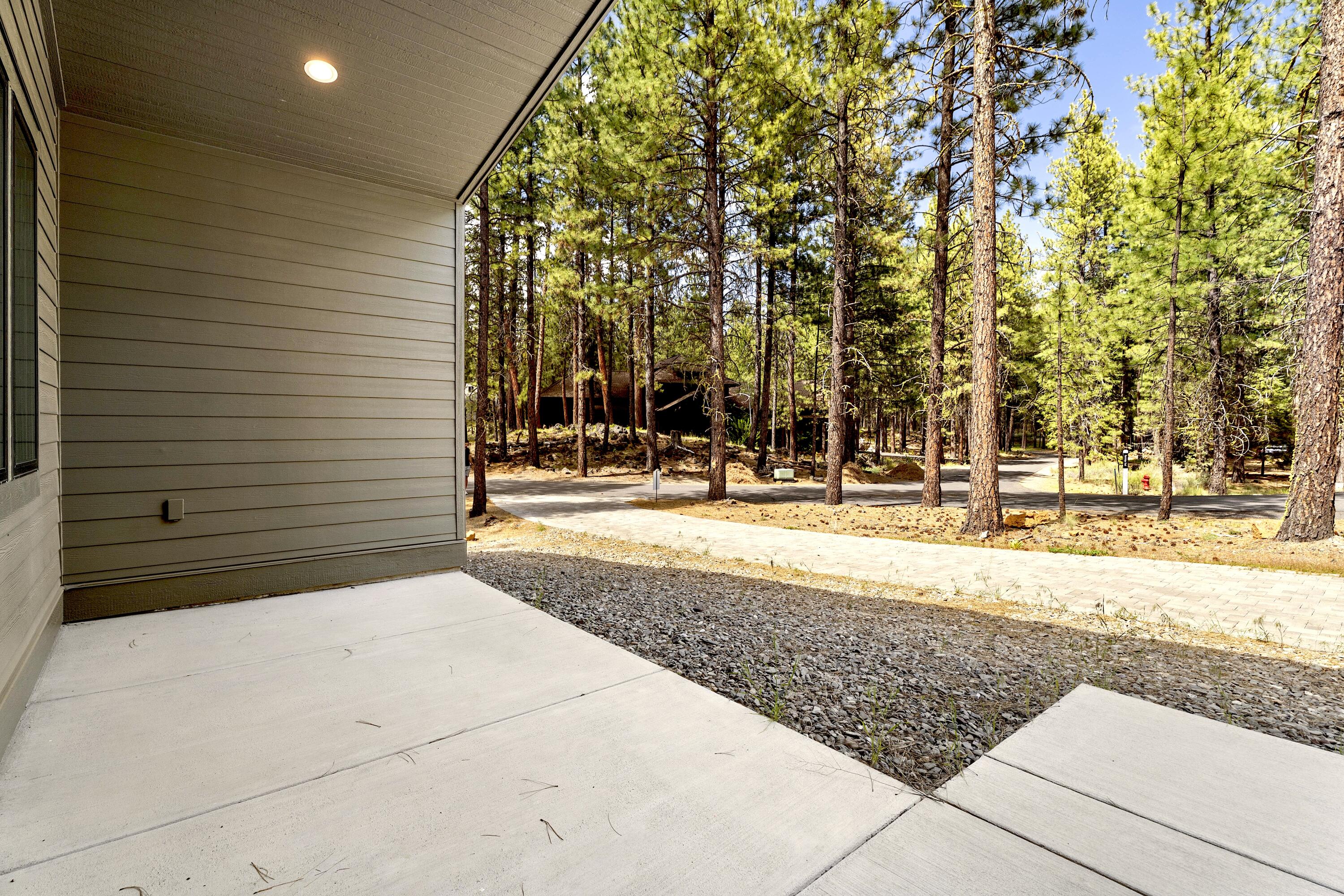 13759 Partridge Foot Black Butte Ranch, OR 97759 - Photo 4 of 73