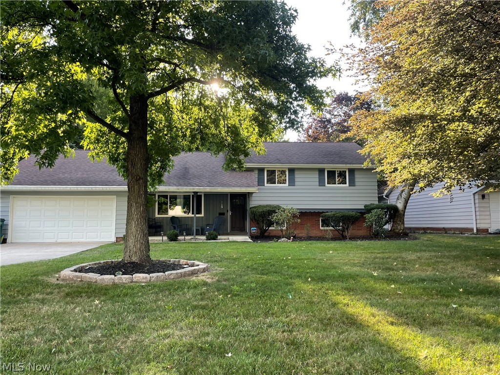 719 Edgewood Road Cleveland, OH 44143 - Photo 1 of 29 Gallery Image 1
