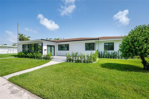 $9,850 | 1621 South Treasure Drive, North Bay Village, FL 33141
