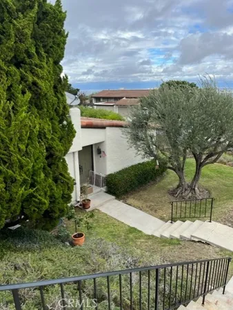 $1,175,000 | 5 Cypress Way, Rolling Hills Estates, CA 90274