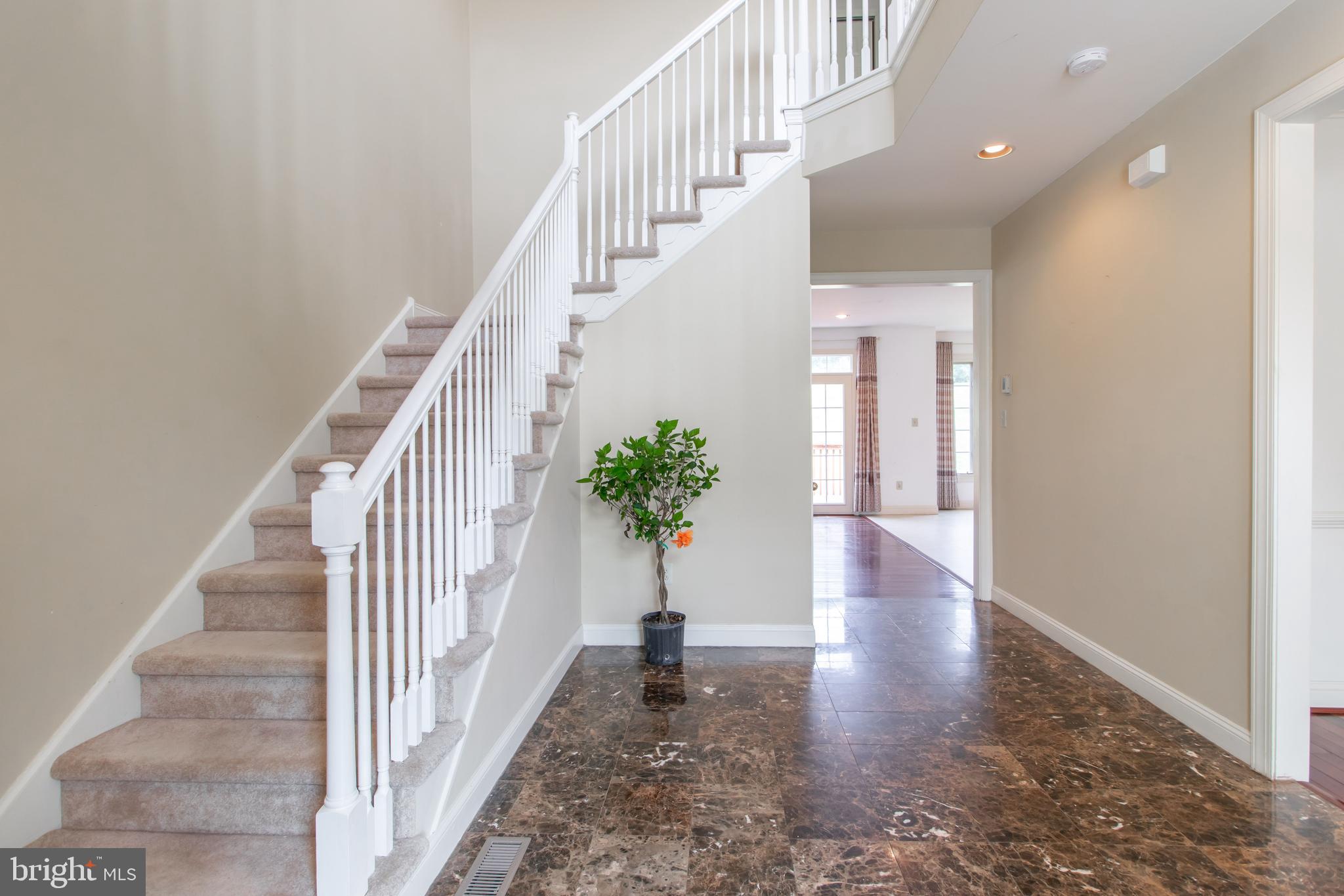 17 Landon Way Exton, PA 19341 - Photo 4 of 40