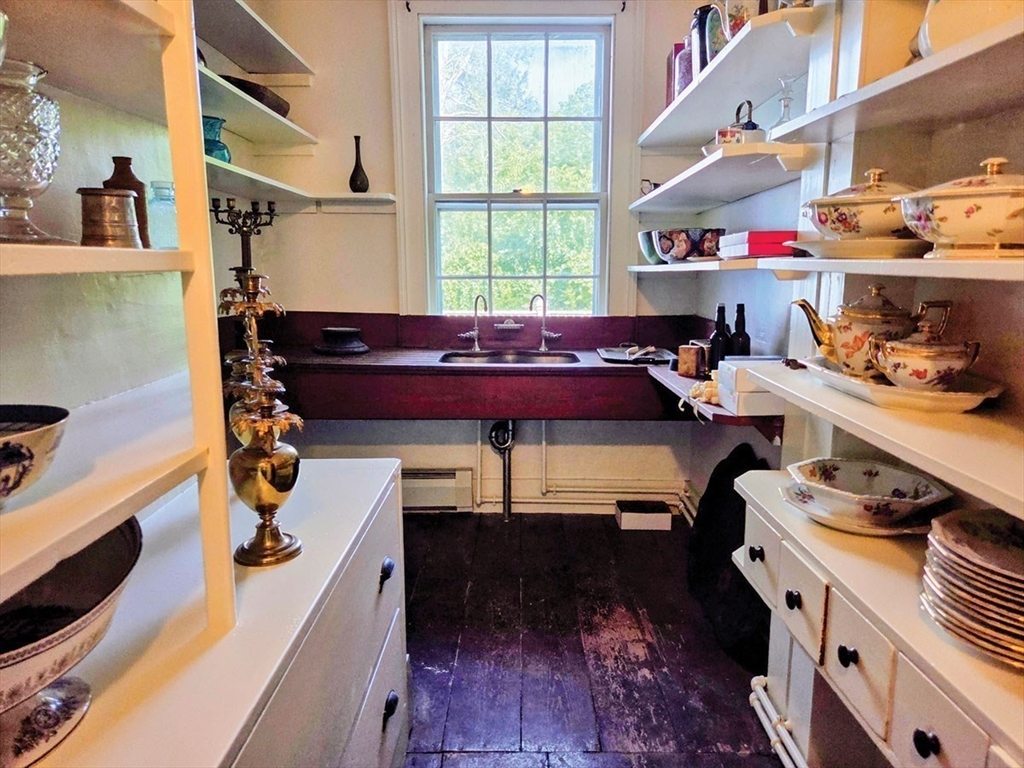 81 Barre Road Hardwick, MA 01037 - Photo 13 of 31 Gallery Image 13