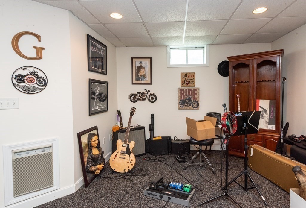 25 Mill Road North Andover, MA 01845 - Photo 33 of 42 Gallery Image 33
