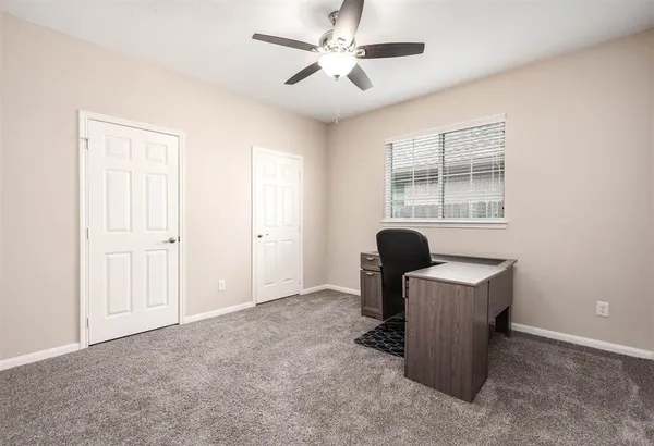 $3,400 | 3403 East Cedar Hollow Drive, Pearland, TX 77584