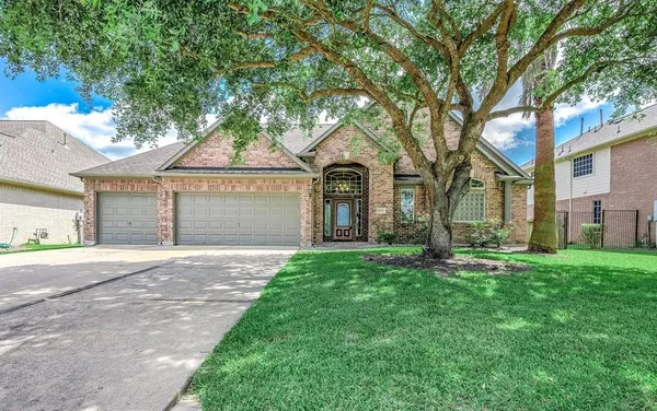 $3,400 | 3403 East Cedar Hollow Drive, Pearland, TX 77584