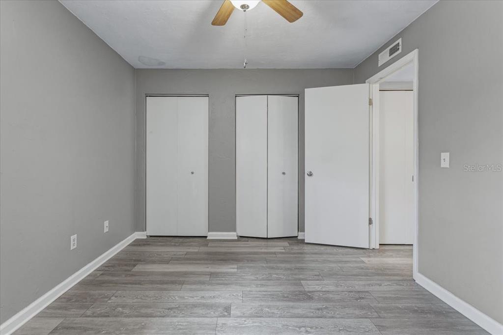 2508 Southwest 35th Place, Unit D19 Gainesville, FL 32608 - Photo 18 of 25 a view of an empty room