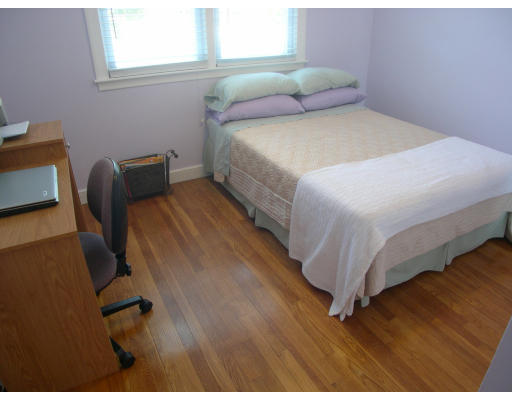 10 Gregory Road Framingham, MA 01701 - Photo 8 of 13