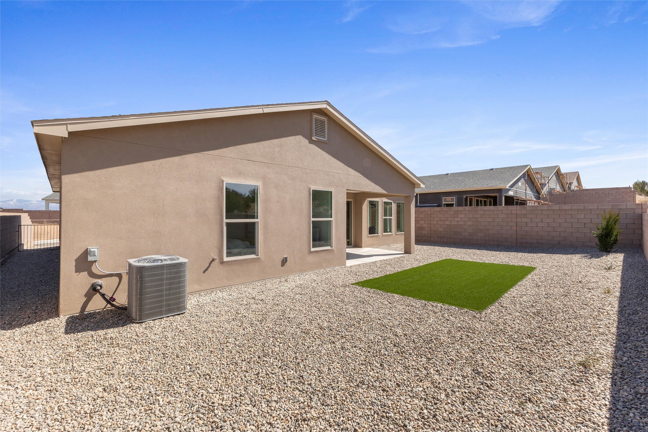 64 Cadena Loop White Rock, NM 87547 - Photo 32 of 39