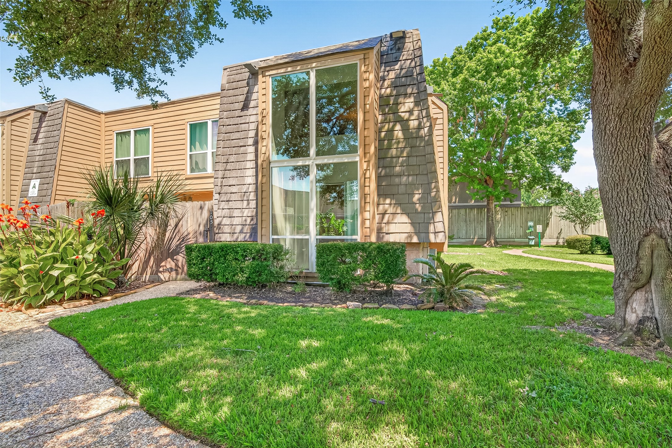 16120 Stuebner Airline Road, Unit 105 Spring, TX 77379 - Photo 2 of 36