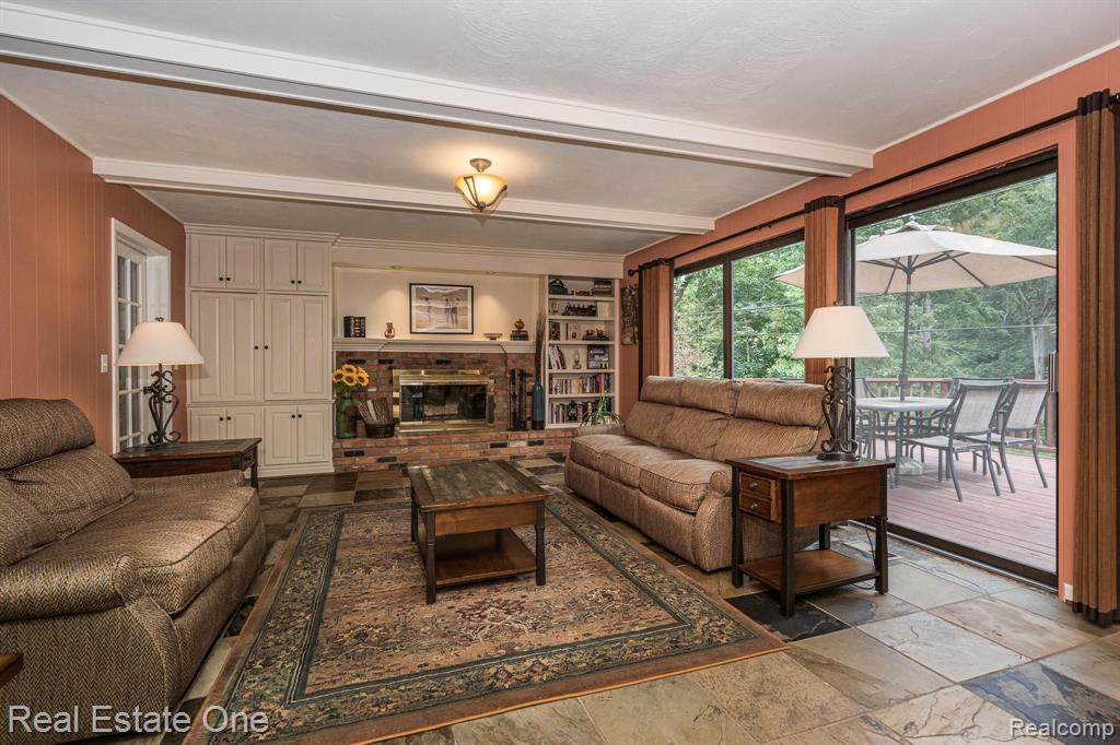 763 Birch Tree Lane Rochester Hills, MI 48306 - Photo 10 of 44