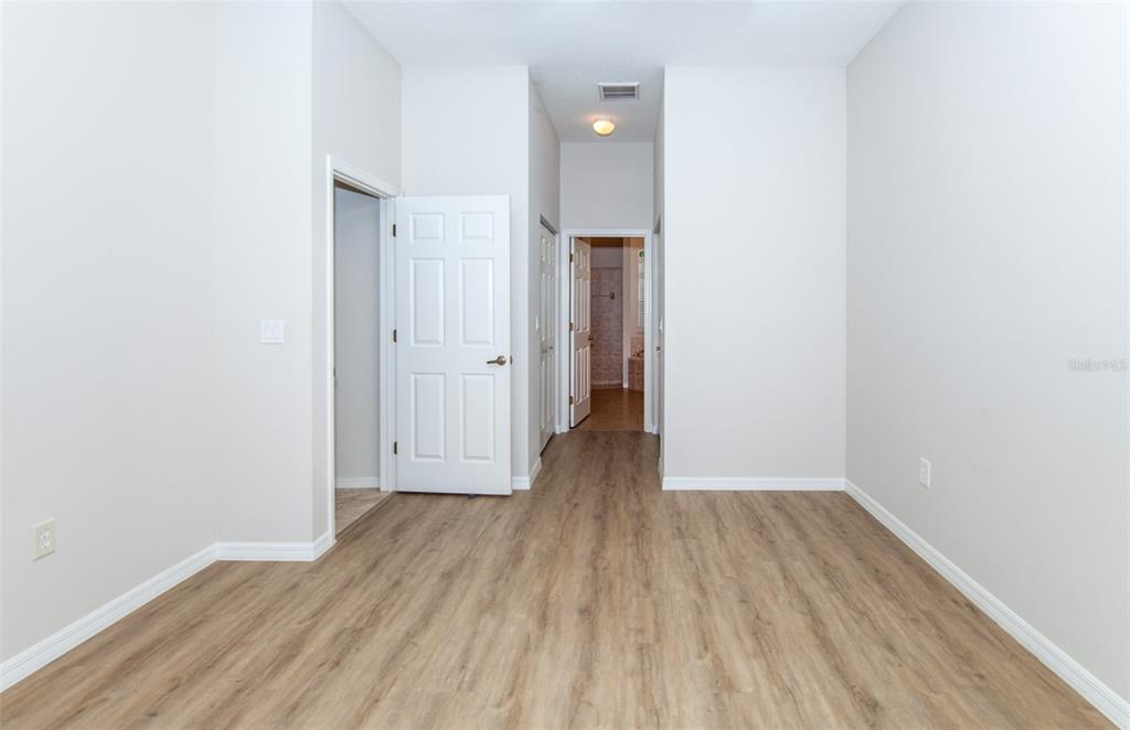 307 Rio Terra Venice, FL 34285 - Photo 12 of 22