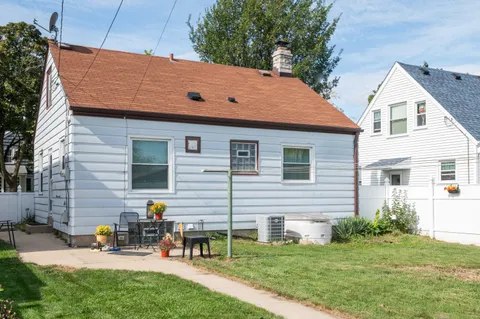 $239,900 | 4012 South 1st Street, Milwaukee, WI 53207