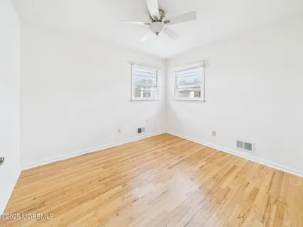 $599,999 | 4 Jamaica Avenue, Toms River, NJ 08753