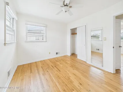 $599,999 | 4 Jamaica Avenue, Toms River, NJ 08753