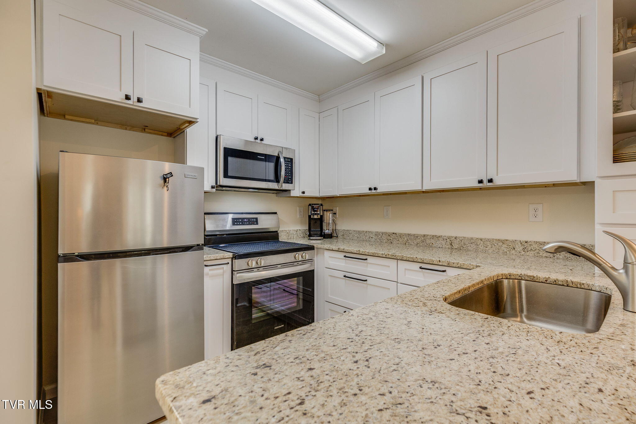 780 Hamilton Road, Unit E2 Blountville, TN 37617 - Photo 11 of 34 011