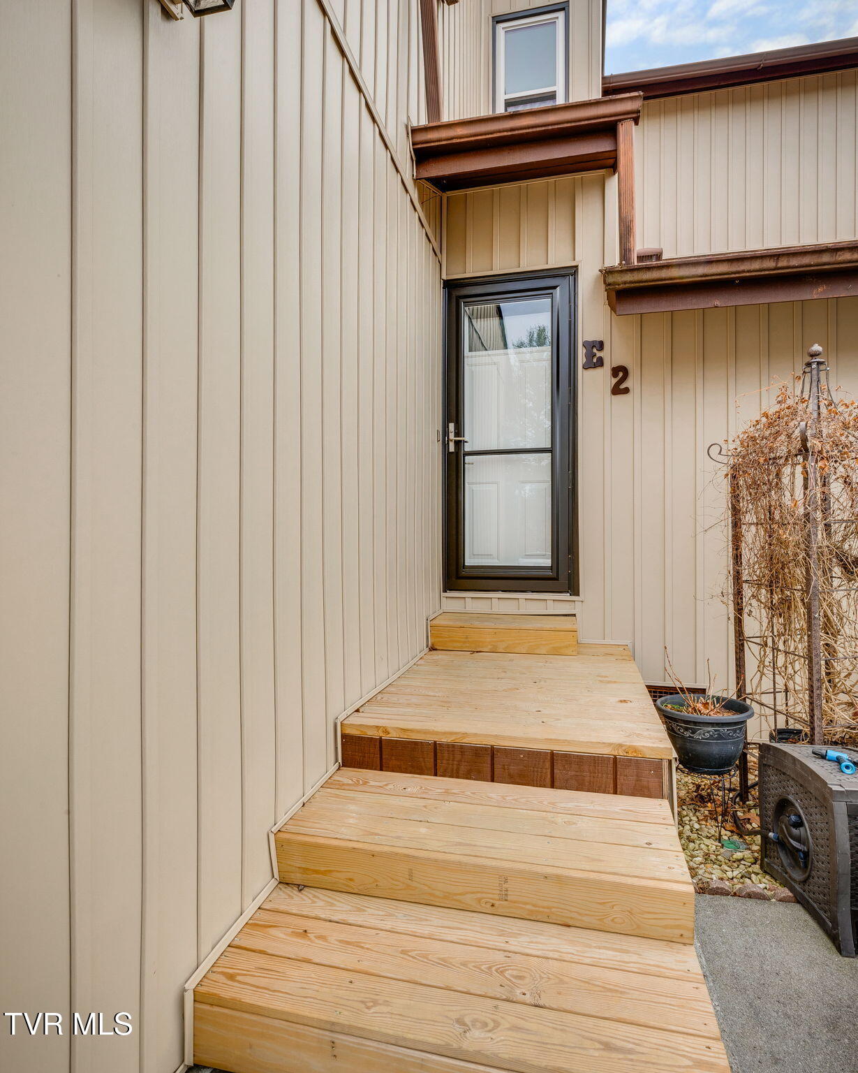 780 Hamilton Road, Unit E2 Blountville, TN 37617 - Photo 3 of 34 003