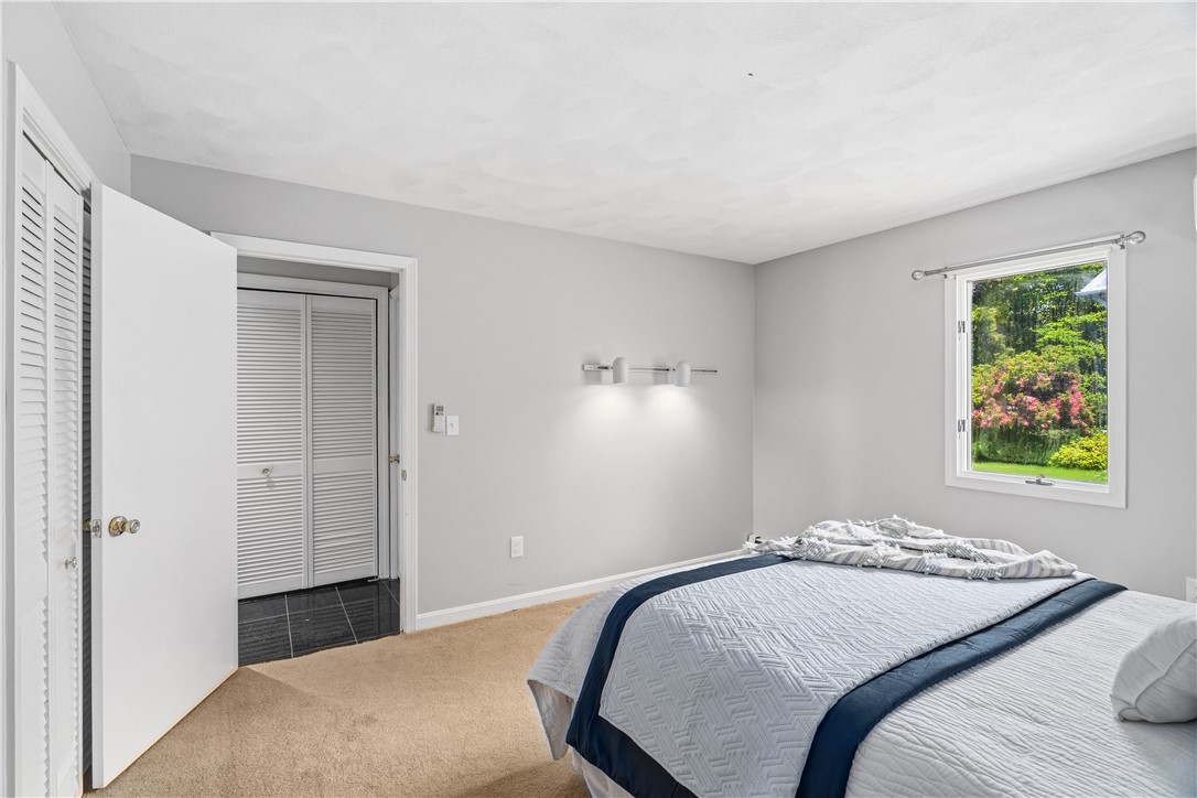 32 Ridge Road Bristol, RI 02809 - Photo 23 of 39