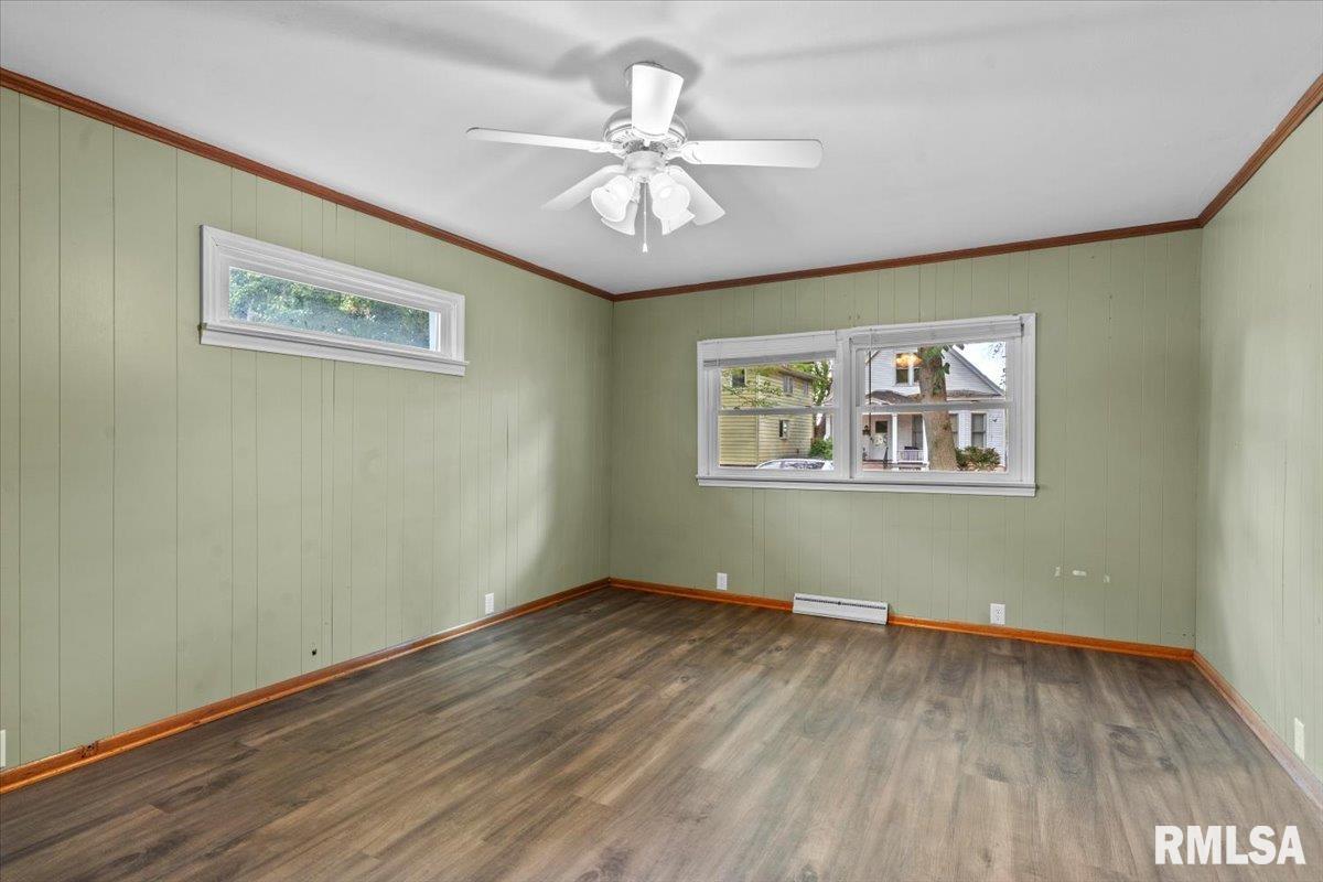 225 North English Avenue Springfield, IL 62702 - Photo 14 of 19