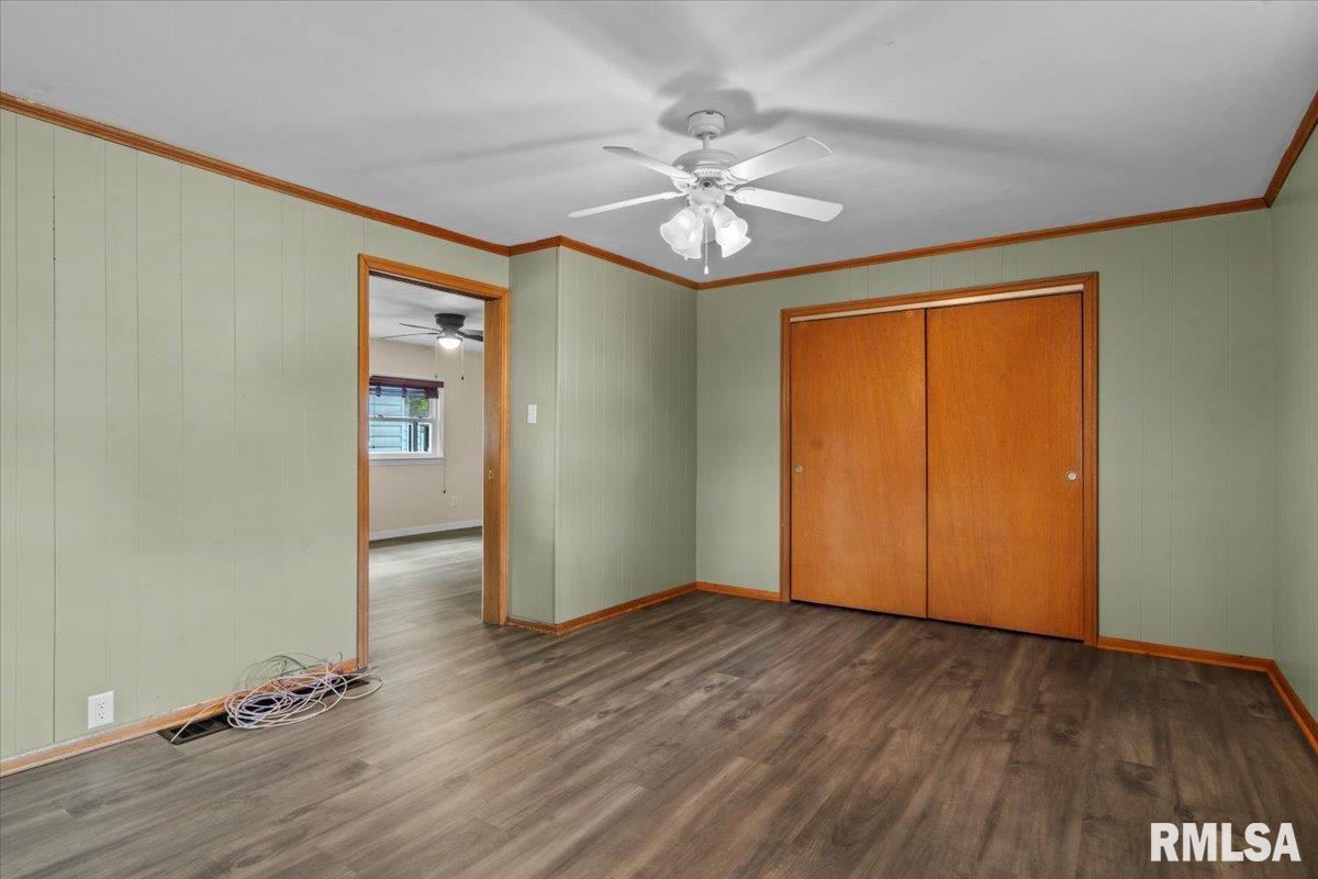 225 North English Avenue Springfield, IL 62702 - Photo 15 of 19