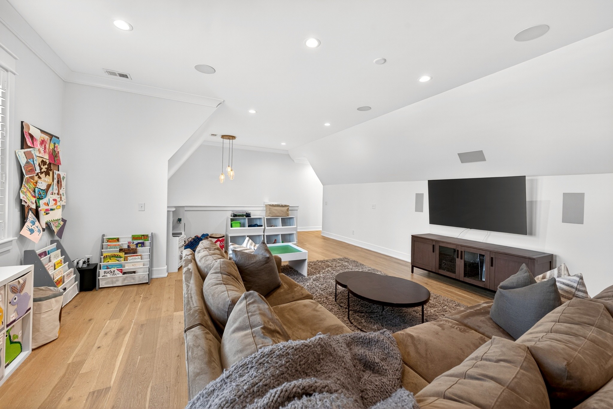 721 Newberry Road Nashville, TN 37205 - Photo 29 of 49 a living room with furniture and a flat screen tv