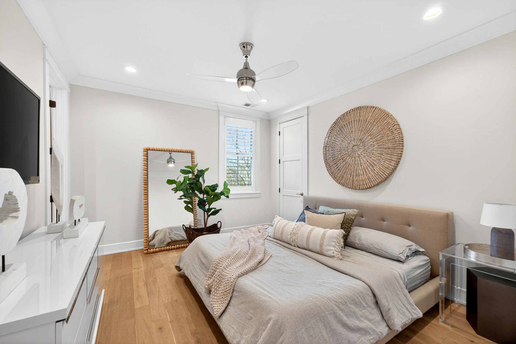 721 Newberry Road Nashville, TN 37205 - Photo 31 of 49 a bedroom with bed and a chandelier