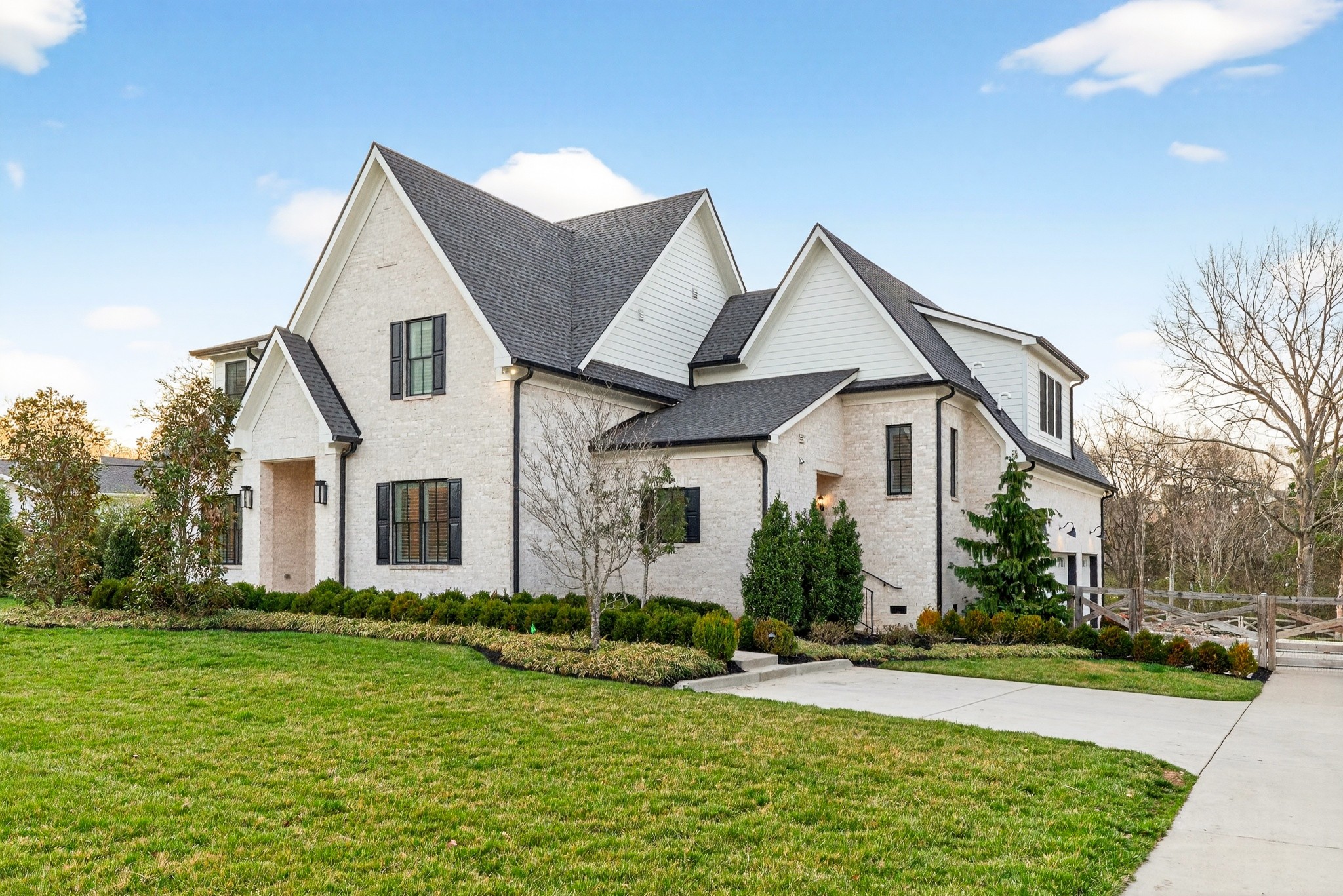 721 Newberry Road Nashville, TN 37205 - Photo 45 of 49 a front view of a house with a yard