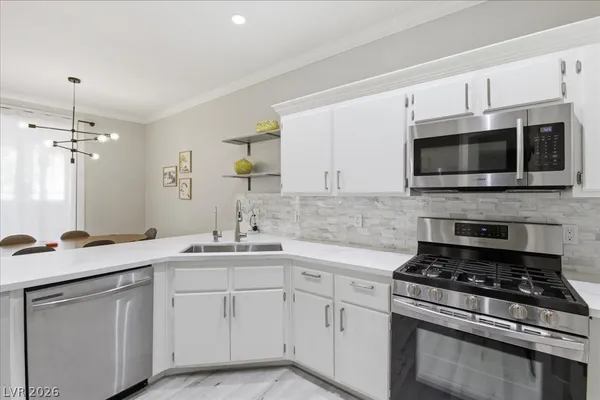 $395,000 | 251 South Green Valley Parkway, Unit 5311, Henderson, NV 89012