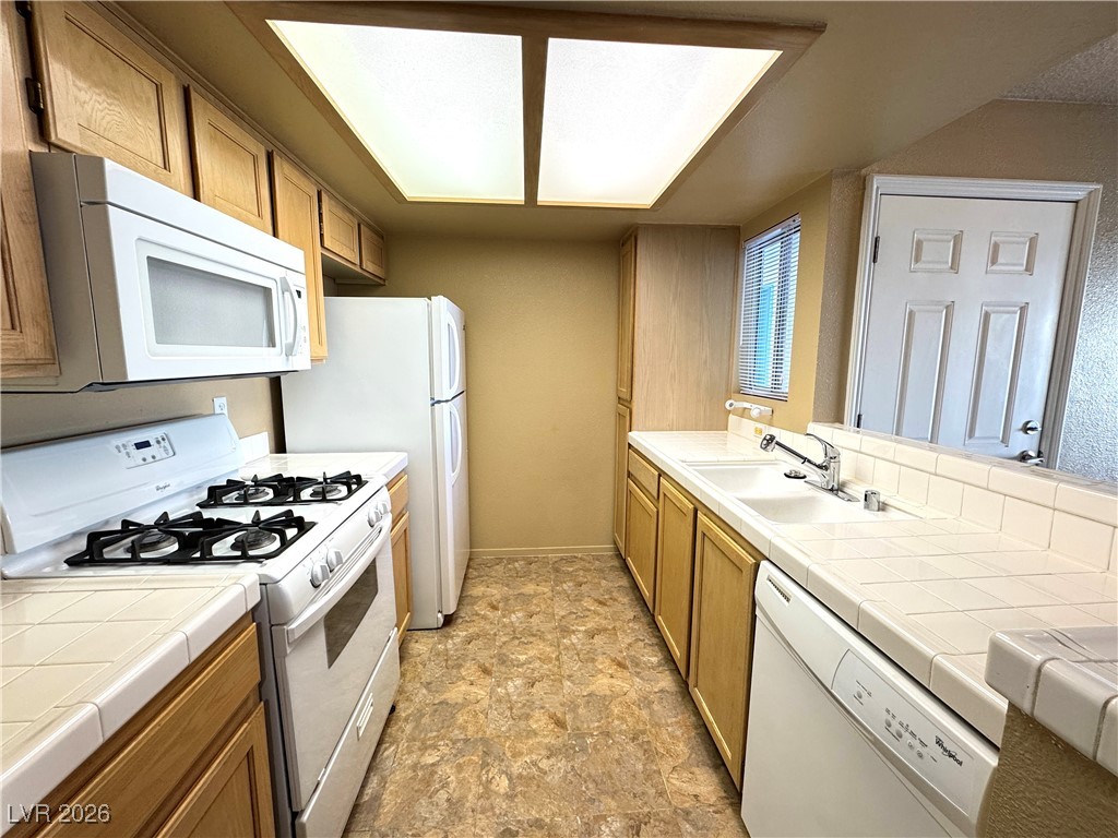 7100 West Pirates Cove Road, Unit 2101 Las Vegas, NV 89145 - Photo 11 of 26