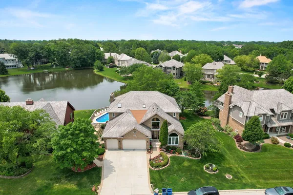 $890,000 | 1542 Wood Creek Trail, Bartlett, IL 60103