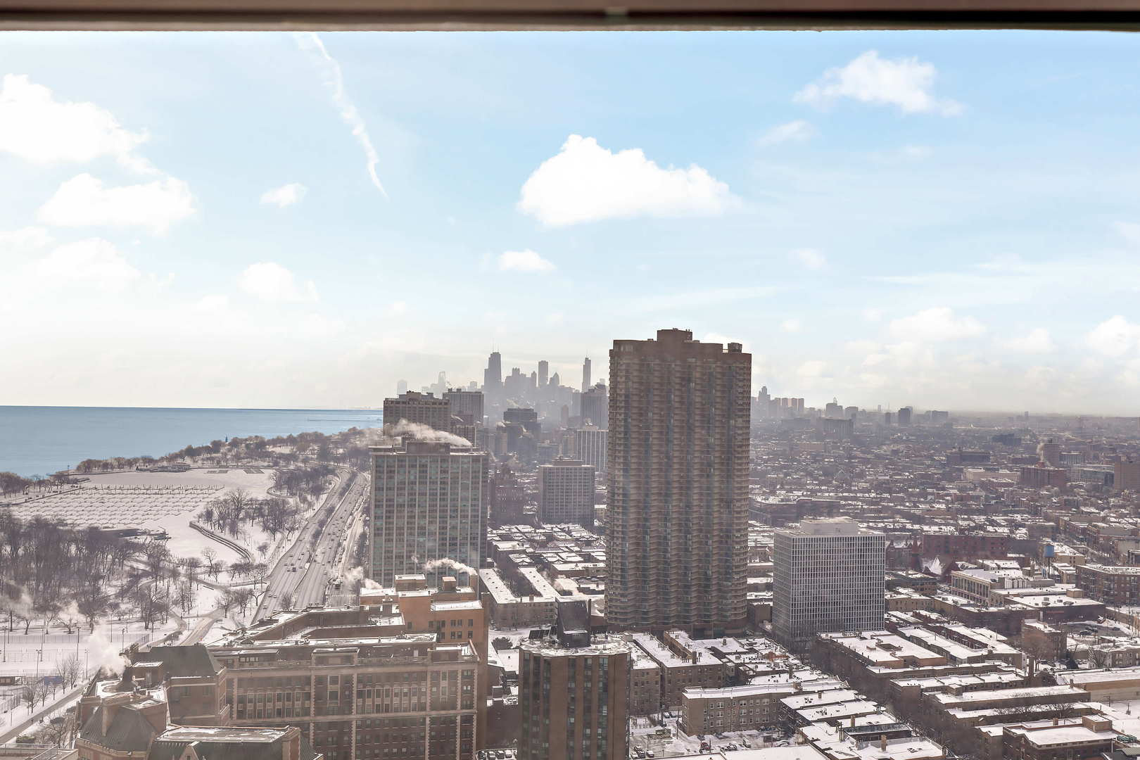 655 West Irving Park Road, Unit 4103 Chicago, IL 60613 - Photo 3 of 25