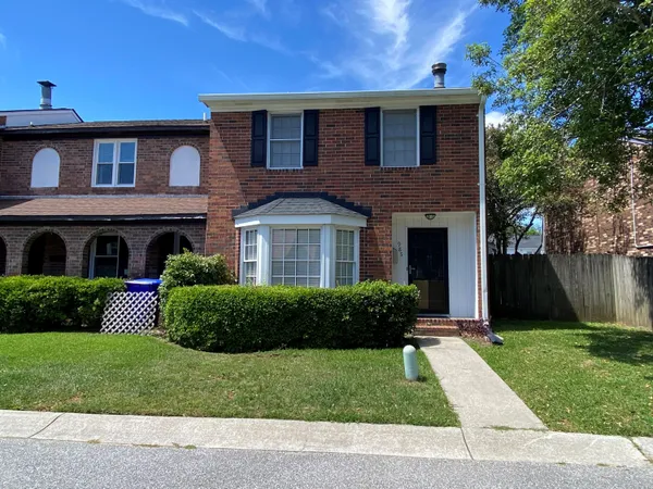 $2,850 | 985 Bay Tree Circle, Unit C, Mount Pleasant, SC 29464