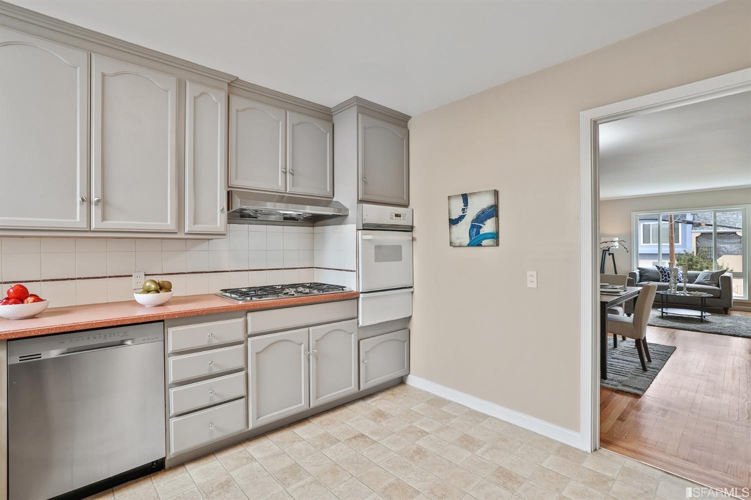 2575 42nd Avenue San Francisco, CA 94116 - Photo 16 of 34