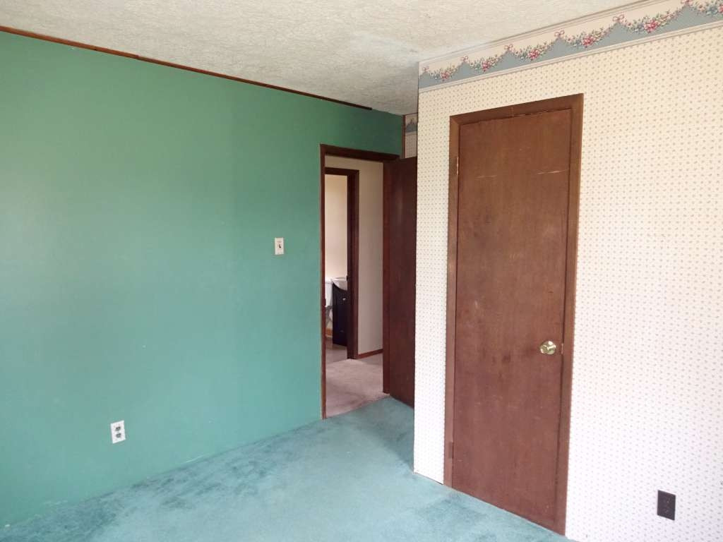 400 V I Ranch Road Bristol, TN 37620 - Photo 14 of 16 Photo 14