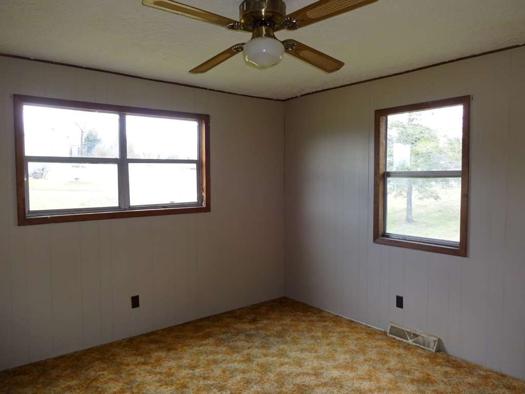 400 V I Ranch Road Bristol, TN 37620 - Photo 8 of 16 Photo 8