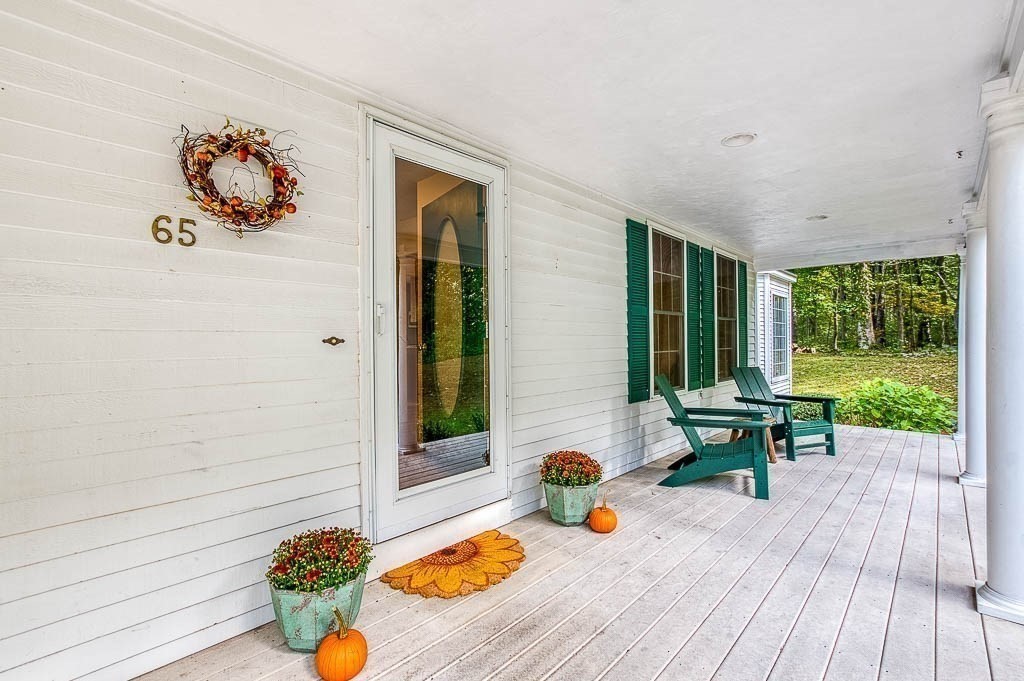 65 Plimpton Street Walpole, MA 02032 - Photo 4 of 37 Gallery Image 4