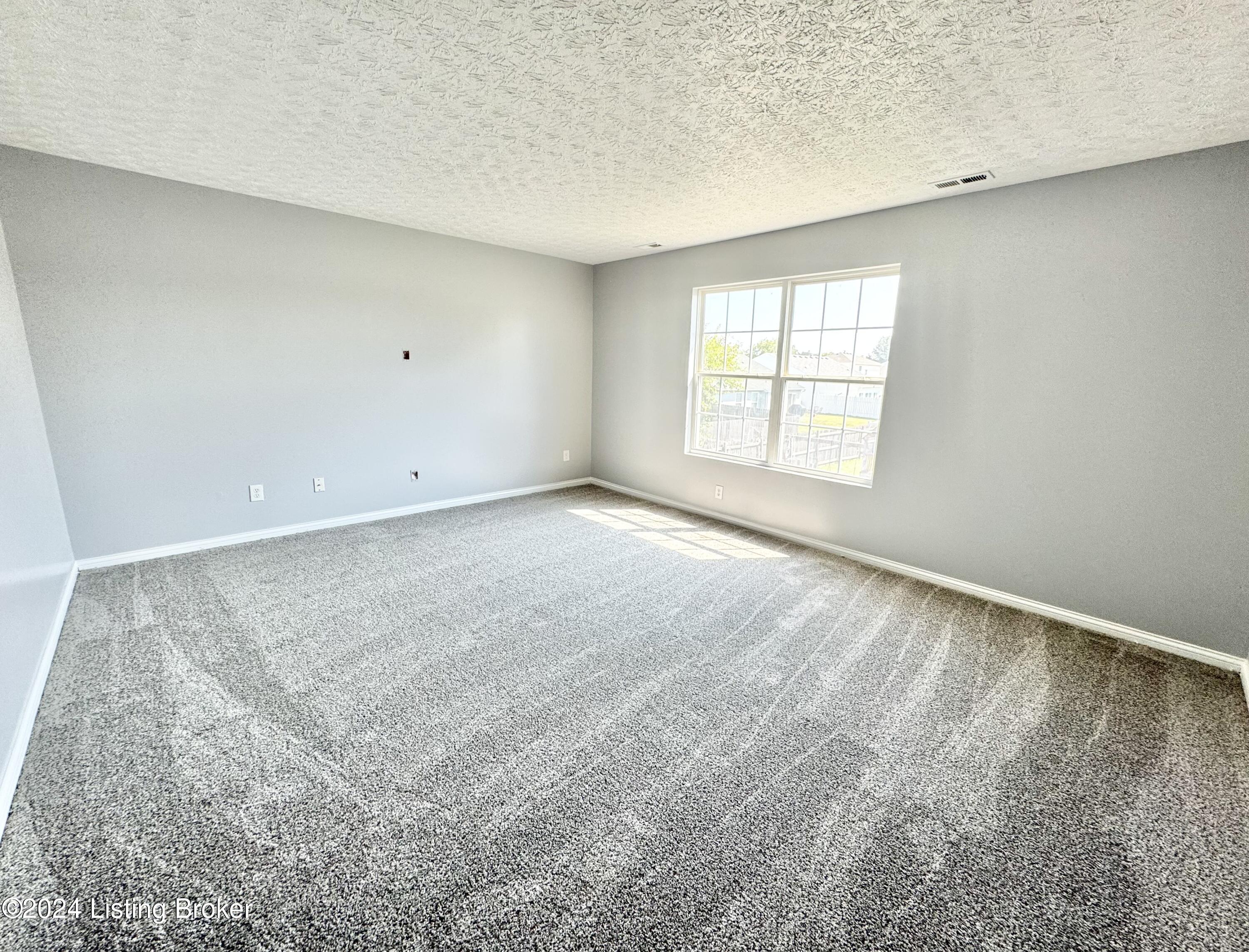 9822 Brooks Bend Road Louisville, KY 40258 - Photo 23 of 44 Loft