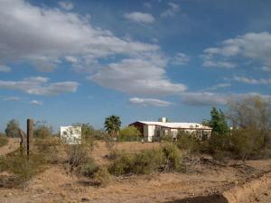 1085 South Ortega Road Stanfield, AZ 85172 - Photo 2 of 2 1085 S. Ortega Front