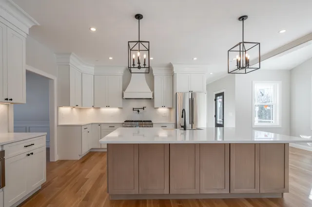 $1,299,999 | 6 Newbury Road, Unit M18 B1216 L7, Pelham, NH 03076