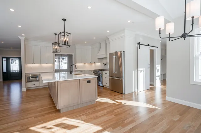 $1,299,999 | 6 Newbury Road, Unit M18 B1216 L7, Pelham, NH 03076