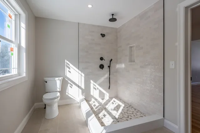 $1,299,999 | 6 Newbury Road, Unit M18 B1216 L7, Pelham, NH 03076