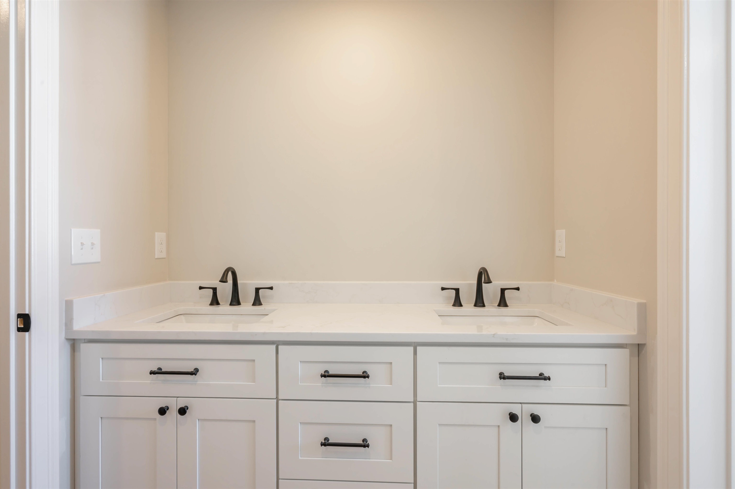 6 Newbury Road, Unit M18 B1216 L7 Pelham, NH 03076 - Photo 39 of 55