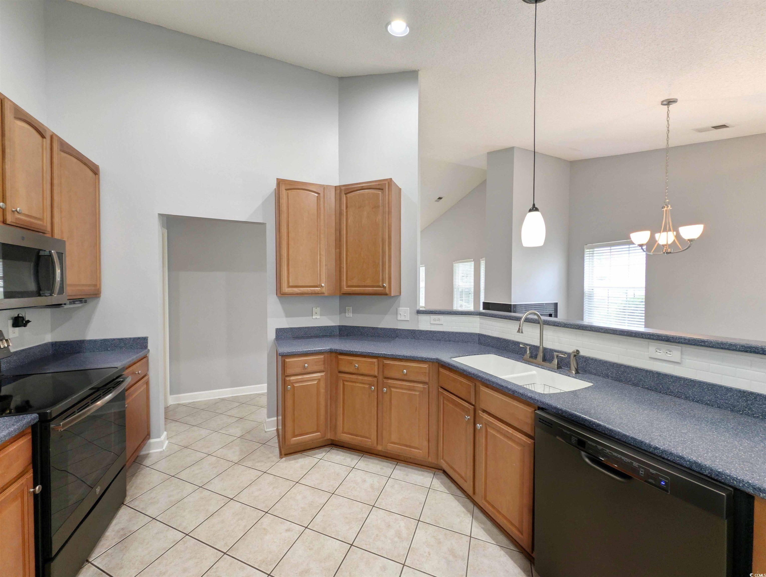 33 Regal Lane, Unit 1 ROSE RUN Pawleys Island, SC 29585 - Photo 7 of 27