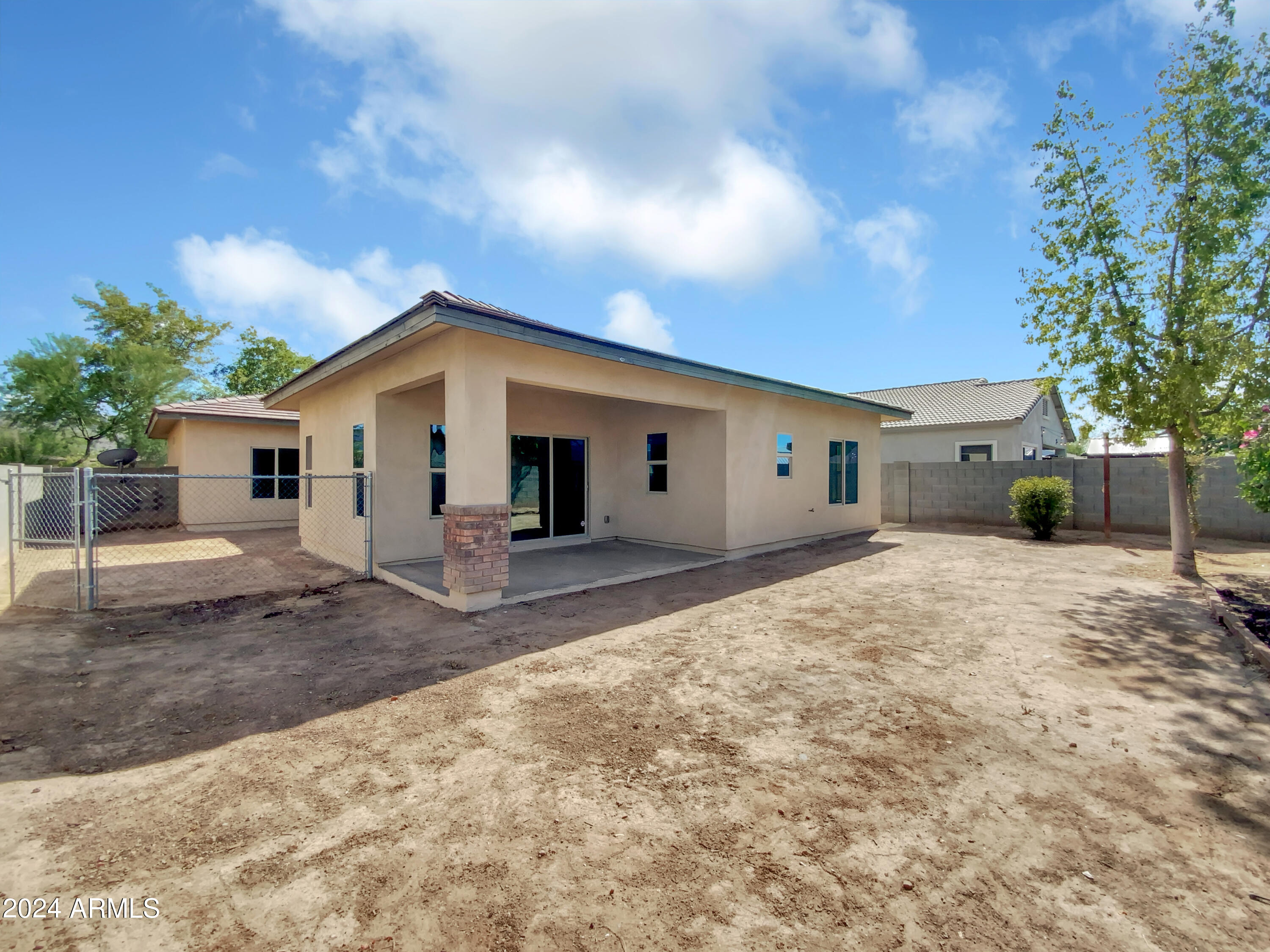 1508 East Apollo Road Phoenix, AZ 85042 - Photo 19 of 20 listing_18