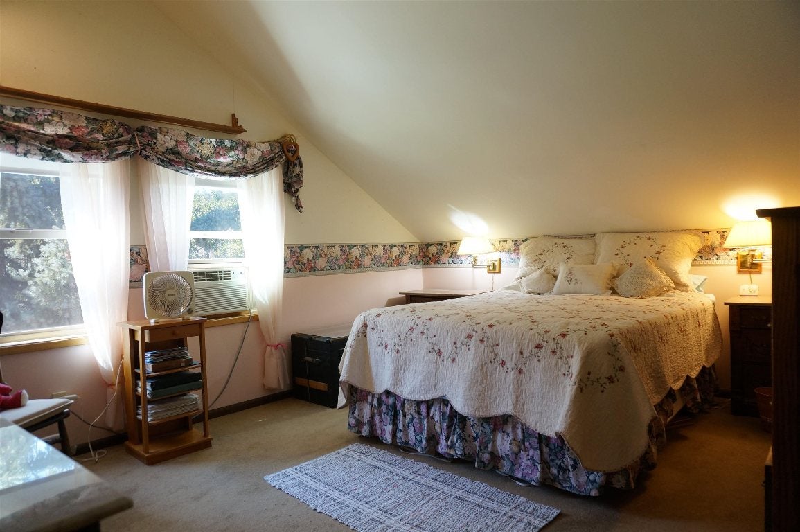 11903 Pythian Cave Road Yreka, CA 96097 - Photo 18 of 49 Gallery Image 18